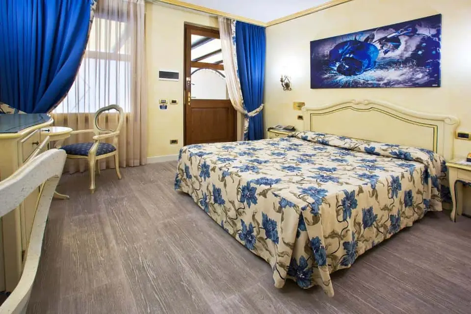 VIP'S Motel