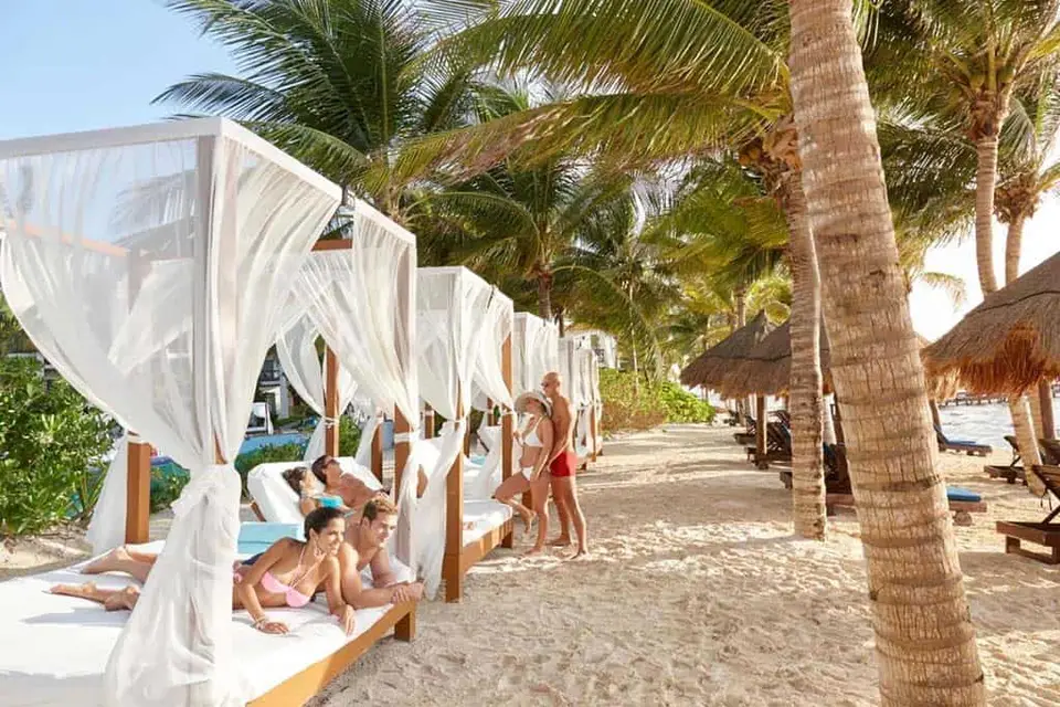 Desire Riviera Maya Pearl Resort