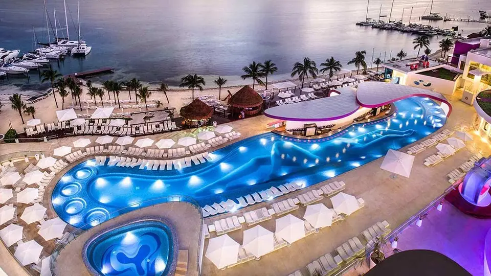 Temptation at The Tower Cancun Resort