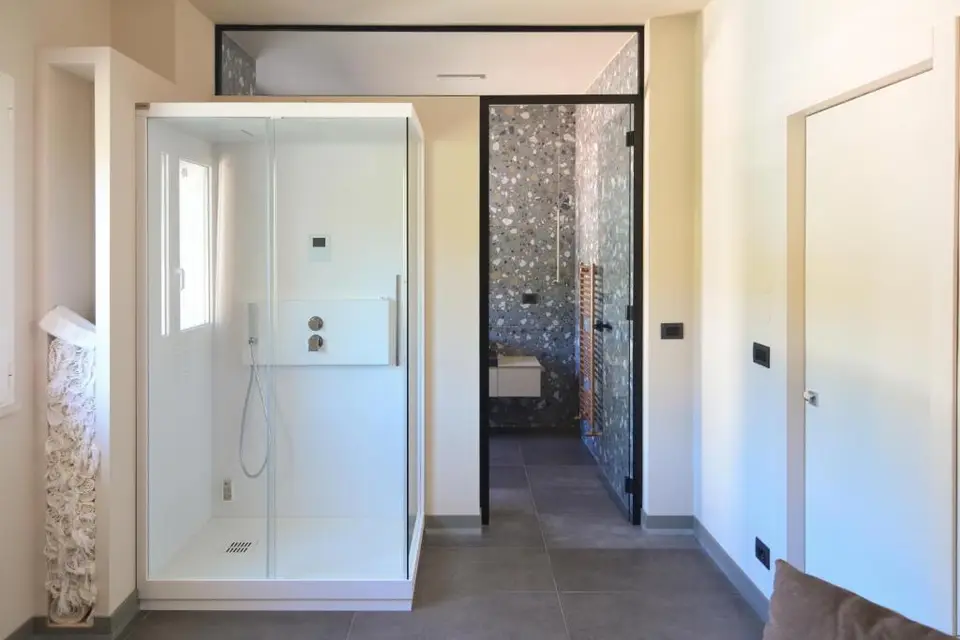 Esse Elegant House