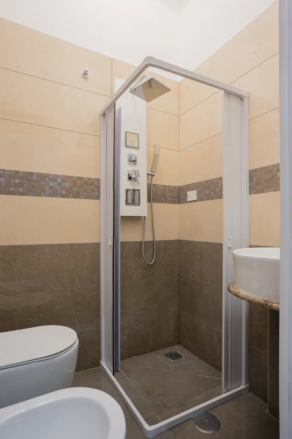 Rosa Suites