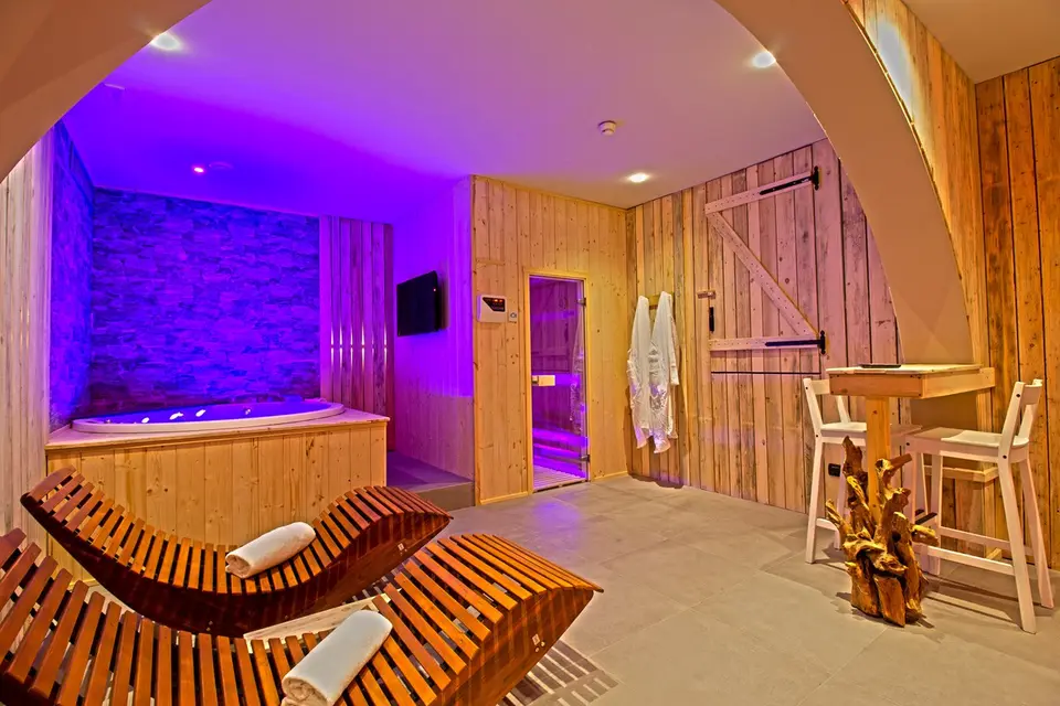 Silk Motel