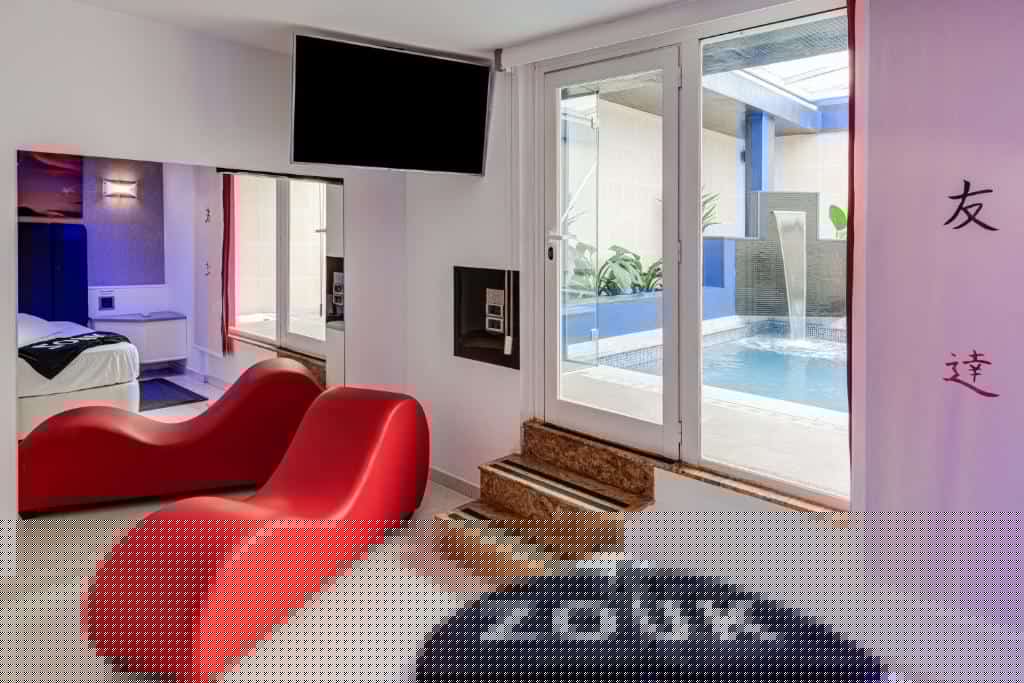 suite con accesso alla piscina hotel zouk