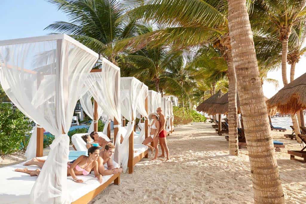 Desire Riviera Maya Pearl Resort